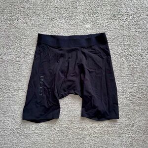 Lululemon men’s size L shorts Everlux Yoga Short 6"